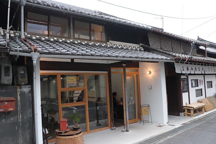 名張市の古民家コワーキングスペース FLAT BASE